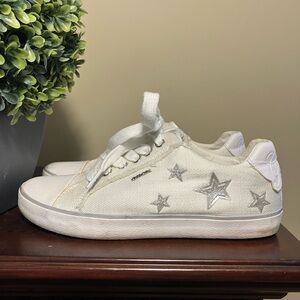 Geox White Sneakers with Silver Stars